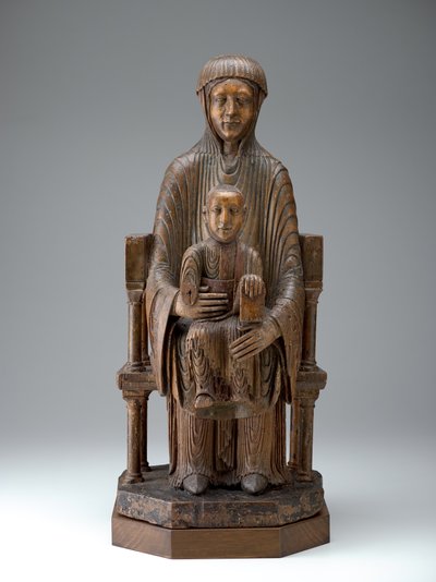 Madonna and Child in Majesty, n.1150-1200 (puuta, jälkiä monivärisyydestä) tekijältä French School