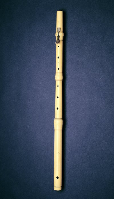 Yksinäppäinen huilu, valmistaja Naust, Pariisi, n. 1725 tekijältä French School