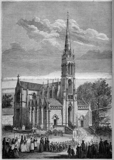 Uskonnollinen arkkitehtuuri: yleiskuva Monfort le Retroun kirkosta (nykyään Montfort le Gesnois in the Sarthe (72), vihkimispäivänä vuonna 1858. Hra Moulinin luonnoksesta. Kaiverrus "" Le Monde Illustré" -kirjaan" n °77, 2. lokakuuta 1858. tekijältä French School