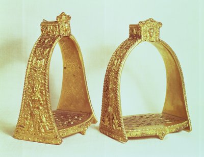 Ludvig XIV:lle (1638-1715) kuuluvat jalustimet (kulta) tekijältä French School