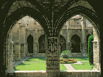 Cloister Garden, nähtynä yhdestä galleriasta, 1272-1340 tekijältä French School