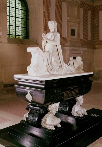 Diane de Poitiersin (1499-1566) hauta (marmori) tekijältä French School