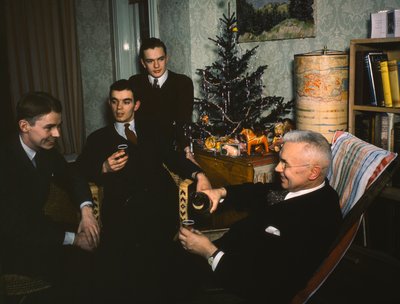 Tohtori Fritz Gustav Wentzelin ja hänen vaimonsa Vernan perhe ja koti Dresdenissä, Saksassa.... tekijältä Fritz Wentzel