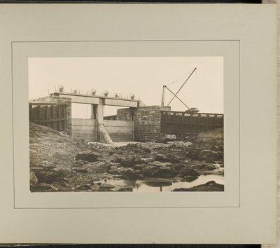 Norton Sluices - Canal Face tekijältä G. Herbert and Horace C. Bayley