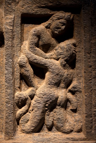 Triton. Matala kohokuvio veistetty, Gandharan taide (Pakistan), 2.-3. vuosisadalla. Korean kansallismuseo, Soul (Etelä-Korea). tekijältä Gandhara School