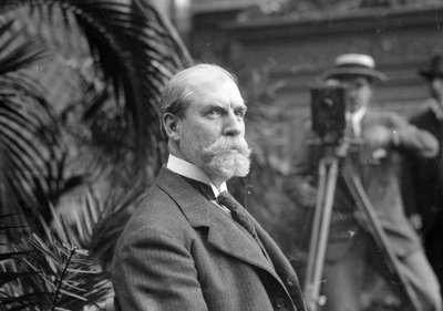 Charles E. Hughes kamerassa, n. 1915-20 tekijältä George Grantham Bain