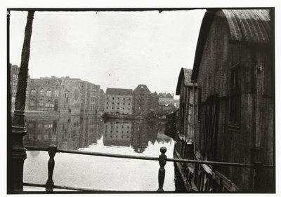 Näkymä sillalta Prinseneilandiin Amsterdamissa tekijältä George Hendrik Breitner