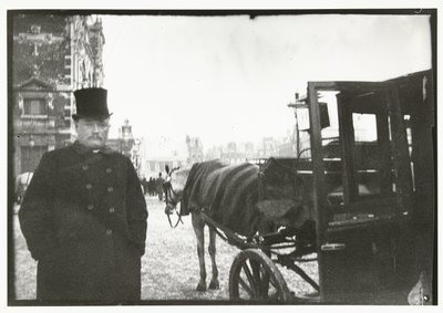 Hevosia vaunuineen Leidsepleinillä Amsterdamissa tekijältä George Hendrik Breitner