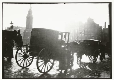 Vaunuja Dam-aukiolla Amsterdamissa tekijältä George Hendrik Breitner
