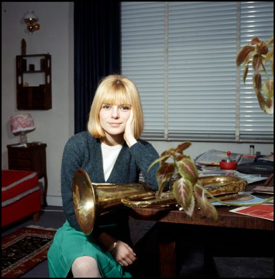 France Gall kotona, Pariisissa tekijältä Bartolome Esteban and studio Murillo