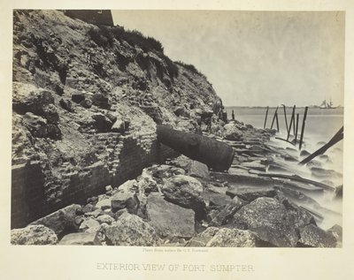 Näkymä Fort Sumpterin ulkopuolelta, 1866. tekijältä George N. Barnard