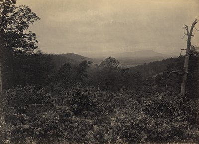 Näkymä Missionary Ridgeltä Shermanin hyökkäyksen aikana tekijältä George N. Barnard