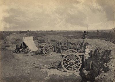 Kapinallisten linnoituslaitteet Atlantan edustalla, Georgiassa, nro 4 tekijältä George N. Barnard