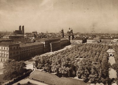 Munchen / München: Näkymä Münchenistä (s/w valokuva) tekijältä German Photographer