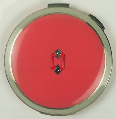 Art Deco Powder Compact, valmistaja Rowenta, 1950-luku (koralli) tekijältä German School