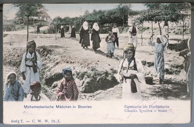 Postikortti nuorista musliminaisista Bosniassa, 1904 tekijältä German School