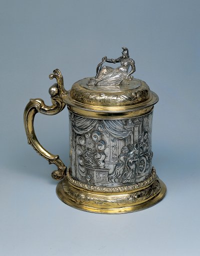 Tankard, ruumista jahdattu kohtaus, joka esittää Aleksanteria ja legendaa Gordionin solmusta, Danzig, n. 1680 (kullattua hopeaa) tekijältä German School