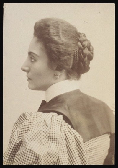 Gemma Bellincionin muotokuva 1864-1950 tekijältä Giacomo Brogi