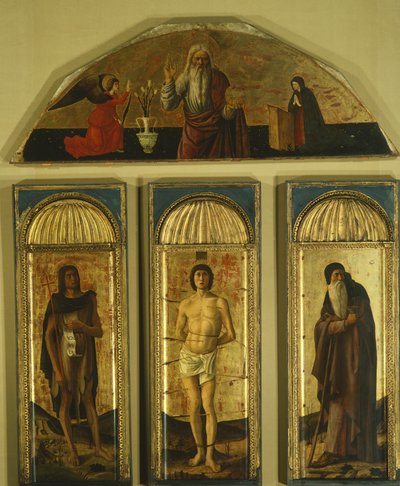 Giovanni Bellinin (1431-36 - 1516) ja muiden maalareiden Triptyykki Pyhästä Sebastianista, tempera paneelissa, keskipaneeli 127x48, sivupaneelit 103x45, lunette 59x170 tekijältä Giovanni Bellini
