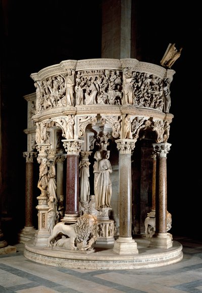 Tuoli. Giovanni Pisanon (1248-1314) marmoriveistos. 1302-1311 Pisan katedraali (Santa Maria Assunta di Pisan katedraali), Italia tekijältä Giovanni Pisano
