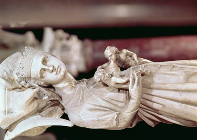 Saarnatuoli, yksityiskohta veistoksesta marmori yksityiskohta 124321 tekijältä Giovanni Pisano