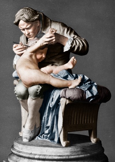 Edward Jenner, englantilainen lääkäri, rokottaa poikansa, c1796 c1900. tekijältä Giulio Monteverde