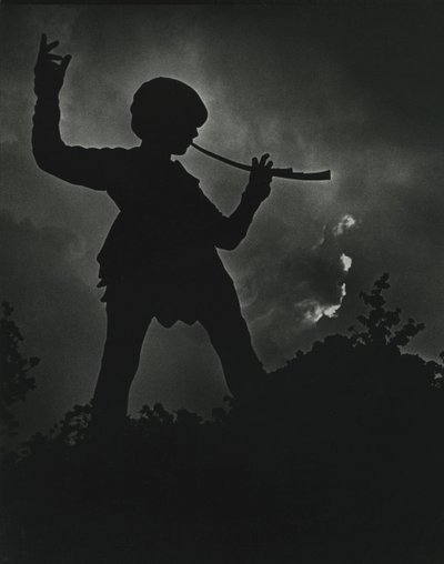 Peter Pan -patsas Kensington Gardensissa tekijältä Godfrey Macdominic