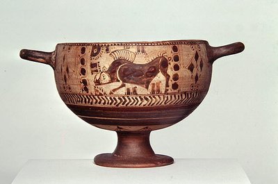 Mustahahmoinen kotyle, n. 600-500 eKr. (keraaminen) (katso myös 307544 ja 307546) tekijältä Greek