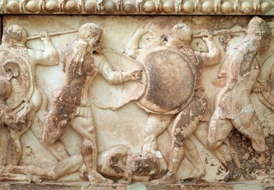 Gigantomachy (taistelu jumalien ja jättiläisten välillä) (relief, friisi, 525 eKr.) tekijältä Greek