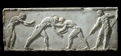 Kreikkalainen taide: kourojen tukikohta, joka edustaa painijoita taistelun aikana. Marmoriset kohokuvioiset sukat, 510-500 eKr. - Ateena, arkeologinen museo - Taistelevat painijat - Kouros-veistoksen marmorinen basreliefi, 510-500 eKr. - Kansallinen arkeol tekijältä Greek