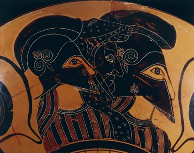 Yksityiskohta kreikkalaisesta mustahahmoisesta maljakosta, joka kuvaa kolmea soturia kypärällä tekijältä Greek School