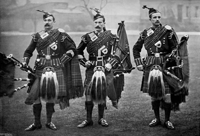 Pipers of the 1st Scots Guards, 1896. tekijältä Gregory and Co