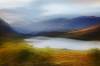 Misty Mountain -järvi tekijältä Gustav Davidsson