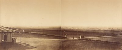 Panorama Châlonsin leiristä (kuusi valokuvaa kolmessa kehyksessä). tekijältä Gustave Le Gray