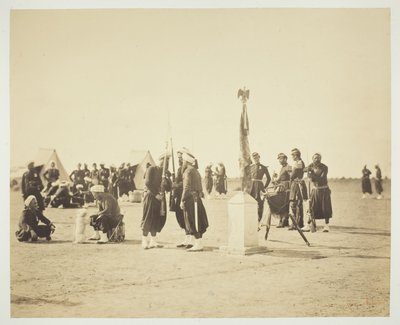 Zouave-rykmentin kohotettu lippu, Camp de Châlons tekijältä Gustave Le Gray