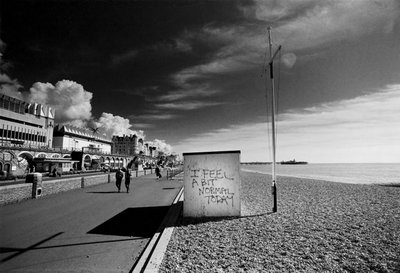 Tunnen itseni hieman normaaliksi tänään tekijältä Hag Hag