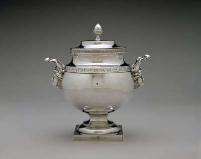 Sugar Bowl, c. 1810-1835 (hopea) tekijältä Harvey Lewis