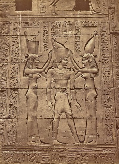 Edfu Kuninkaan kruunajaiset Déssesin toimesta tekijältä Henri Béchard