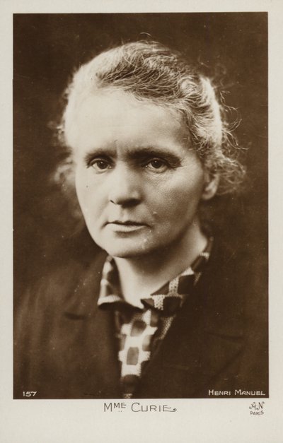 Marie Curie (1867-1934), puolalainen fyysikko ja kemisti (s/w-kuva). tekijältä Henri Manuel