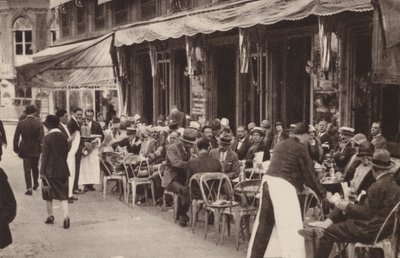 Pariisi: Un cafe bien parisine, L