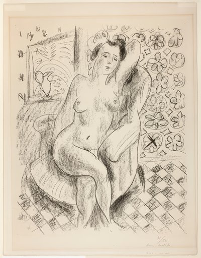 Alaston nojatuolissa, jossa on Mashrabiya-taustaa tekijältä Henri Matisse
