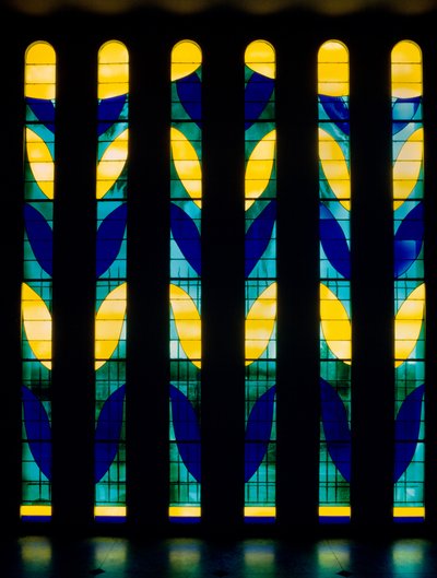 Lasimaalauksia Rosairen kappelista, joka tunnetaan myös Matissen kappelina. tekijältä Henri Matisse