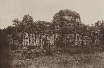 Ceylonin rauniokaupungit: Thuparama Polonnaruwassa (m/w kuva) tekijältä Henry W. Cave