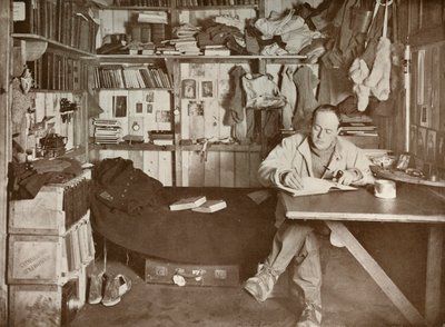 Kapteeni Scott hänen luolassaan, vuonna 1911, 1913 tekijältä Herbert Ponting