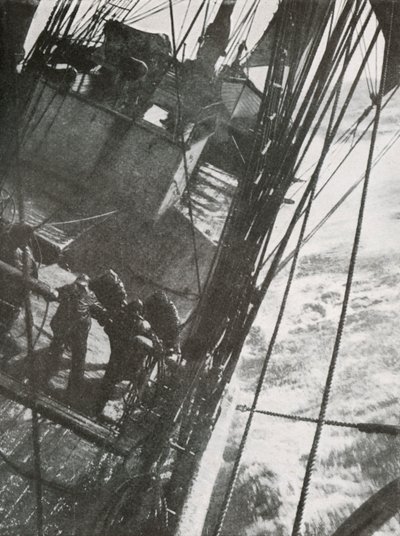 Manning the Pumps, c19101913, 1913 tekijältä Herbert Ponting