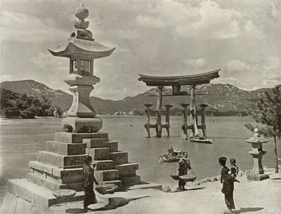 Miyajima, 1910. tekijältä Herbert Ponting