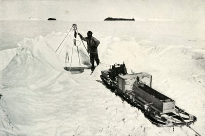 Nelson and His Gear, c1911, 1913 tekijältä Herbert Ponting