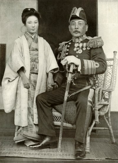 Vara-amiraali Kamimura ja hänen tyttärensä Hoshiko, 1910. tekijältä Herbert Ponting