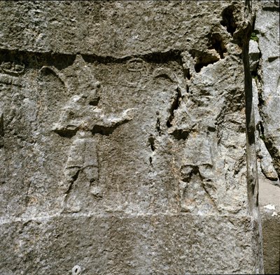 Matala kohokuvio kahdella hahmolla. Noin 1250-1220 eKr. tekijältä Hittite