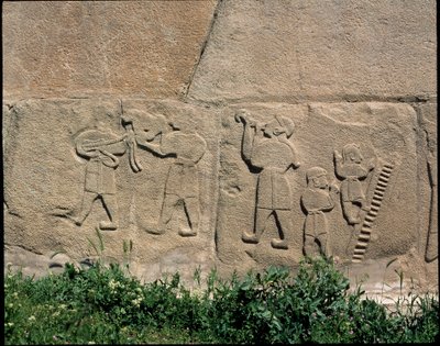 Näkymä Sfinksin portin reliefien pohjalta tekijältä Hittite Hittite